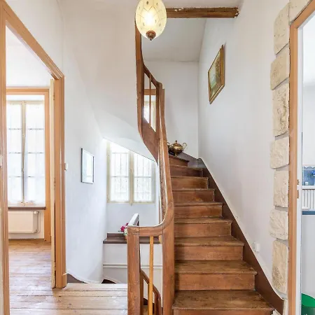 Normandy Fireplace Retreat 펜션 *