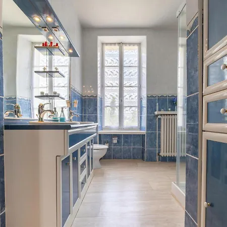 펜션 Normandy Fireplace Retreat *