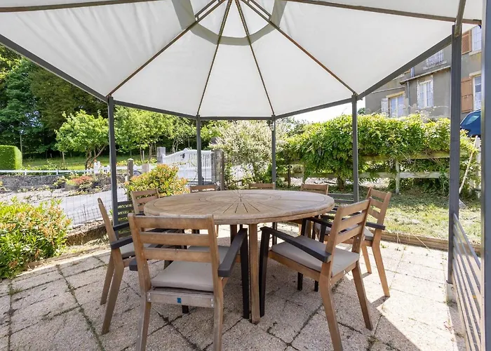 Normandy Fireplace Retreat Ferienhaus *